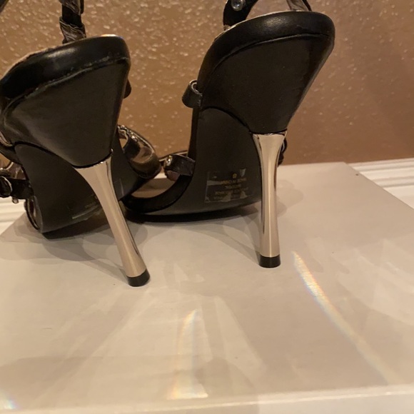 RSVP - Picture 2 of 4